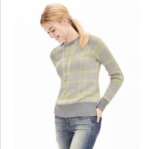 Banana Republic Silver plaid sweater XS.
